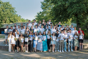 Read more about the article „Zusammen haben wir es geschafft!“ 57 Abiturientinnen und Abiturienten erhalten ihr Zeugnis